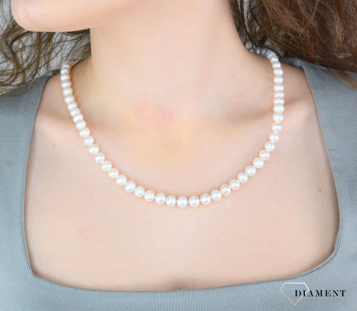 Naszyjnik damski złoty 585 Perły Hodowlane Słodkowodne z złotym zapięciem (1).jpg